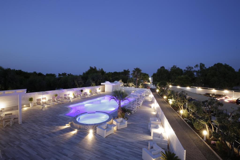 Garden Hotel Ripa В'єсте Екстер'єр фото