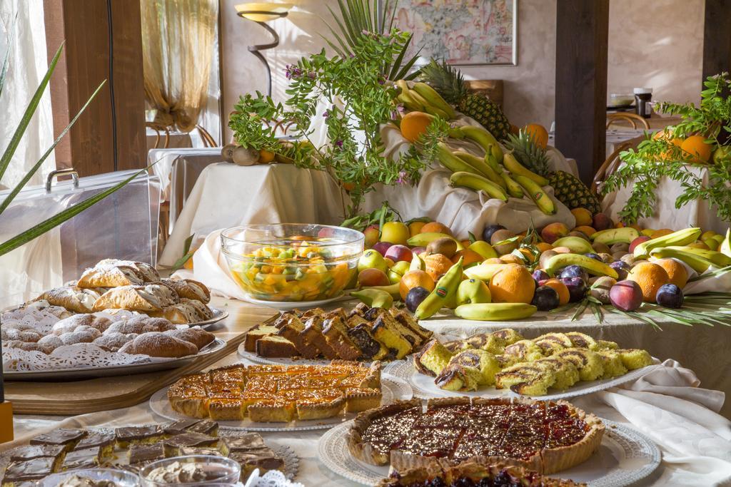 Garden Hotel Ripa В'єсте Екстер'єр фото